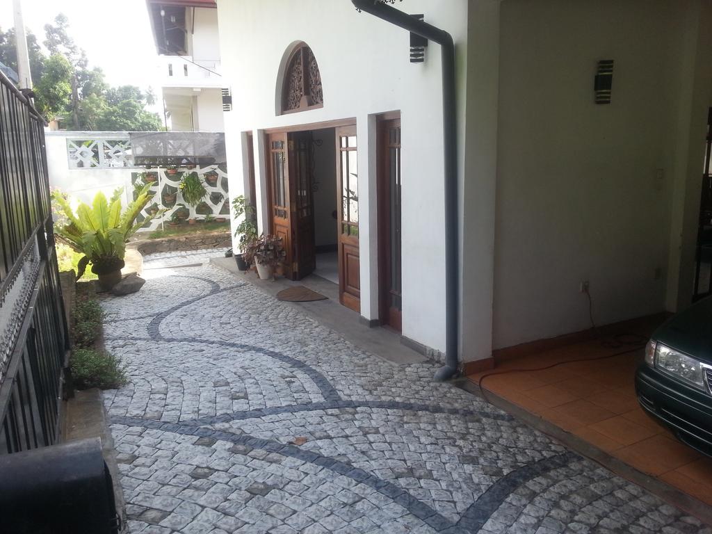 Aaranya Residence Κάντι Εξωτερικό φωτογραφία